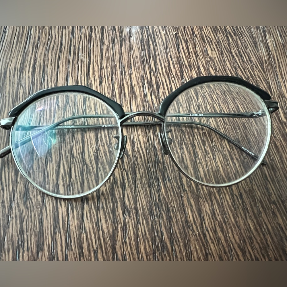 Linda Farrow Round Glasses